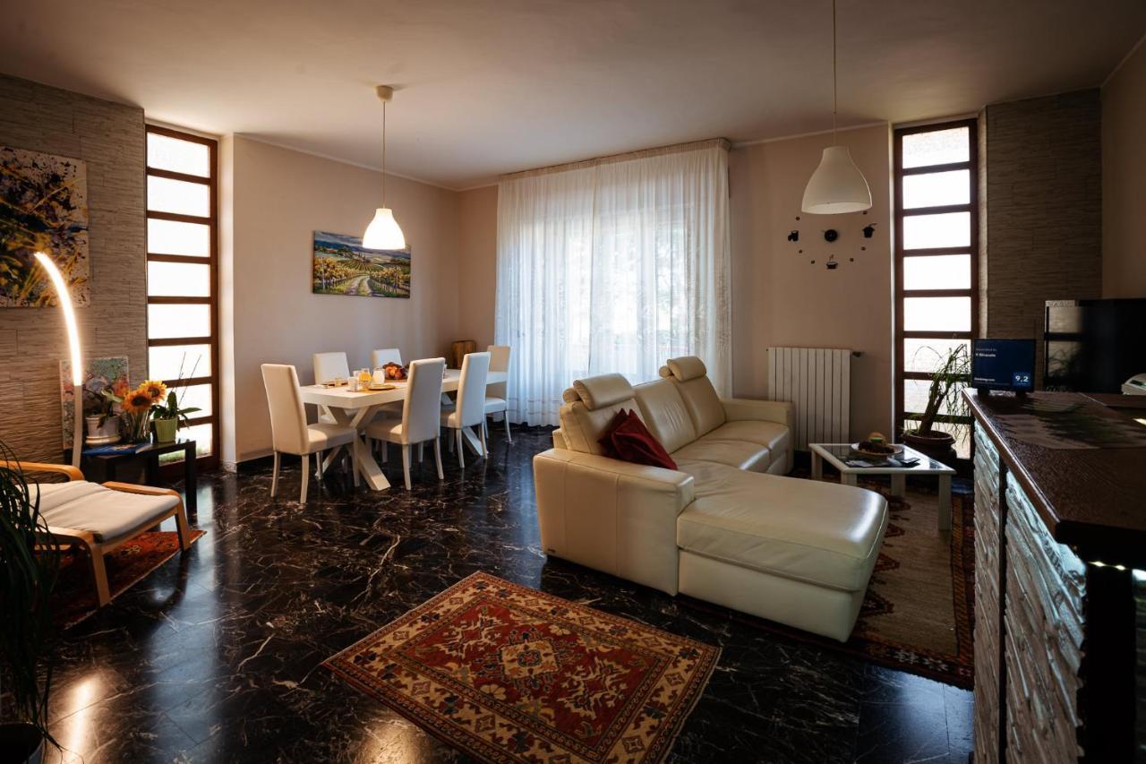 Bed and Breakfast Il Girasole Basciano Exterior foto