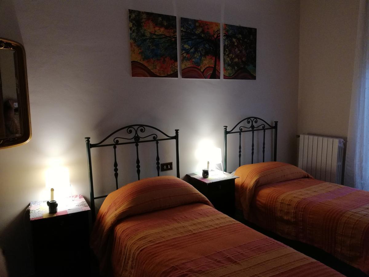 Bed and Breakfast Il Girasole Basciano Exterior foto